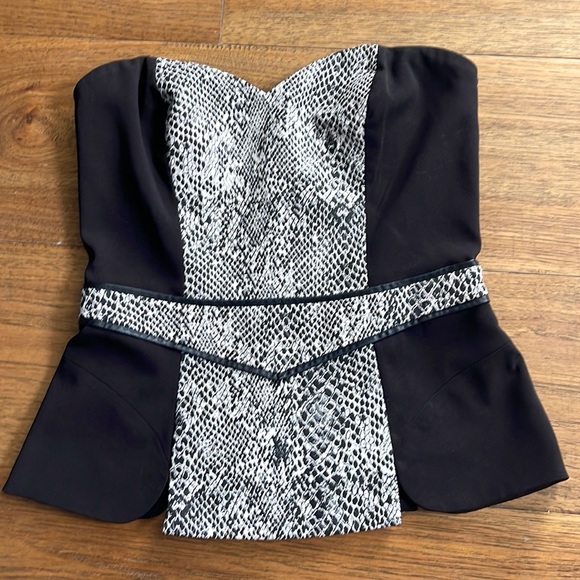 Guess - Jacquard Snakeskin Strapless Corset - Picture 2 of 4